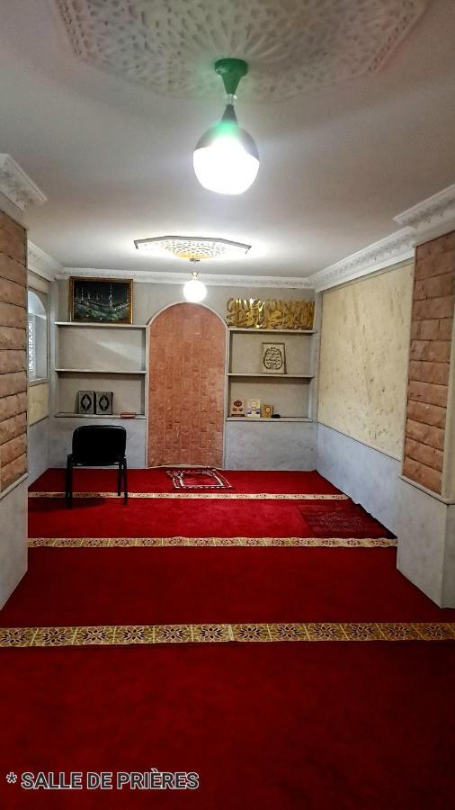 מקנס Hotel Jaouharat Ismaili מראה חיצוני תמונה